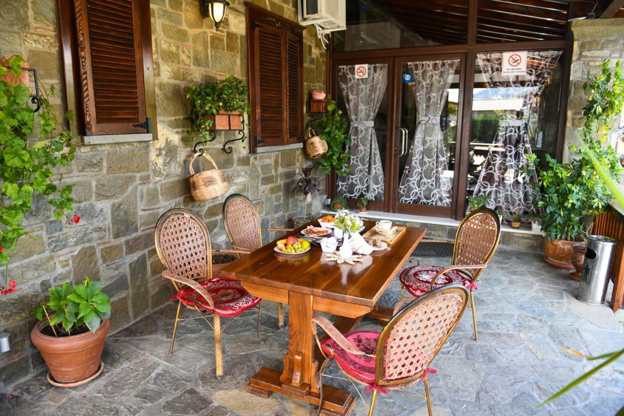 Hotel Kaceli Berat Exterior foto